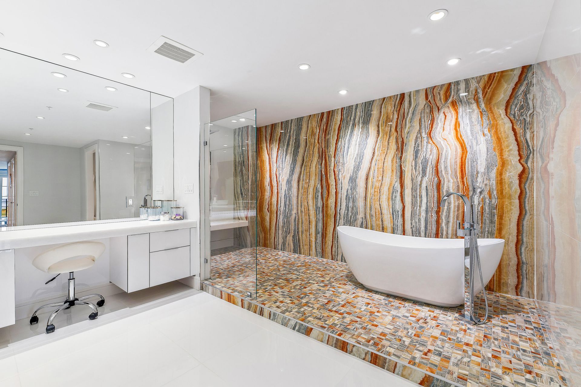 155 Ocean Avenue, Unit 502, Palm Beach Shores, FL 33404 Photo