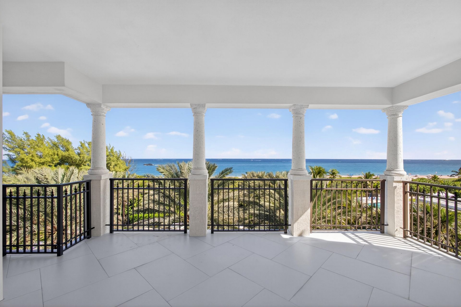 155 Ocean Avenue, Unit 502, Palm Beach Shores, FL 33404 Photo