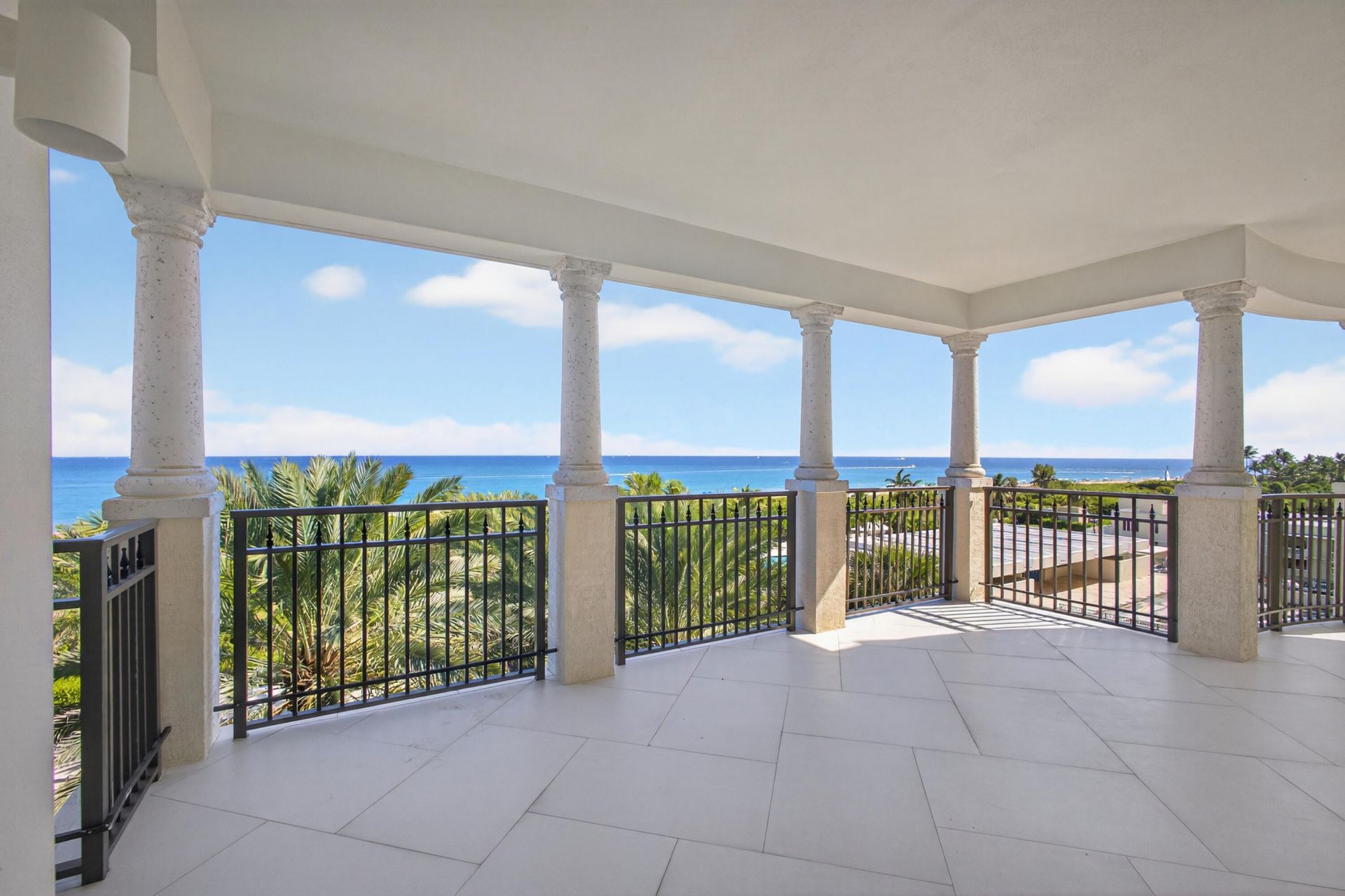 155 Ocean Avenue, Unit 502, Palm Beach Shores, FL 33404 Photo