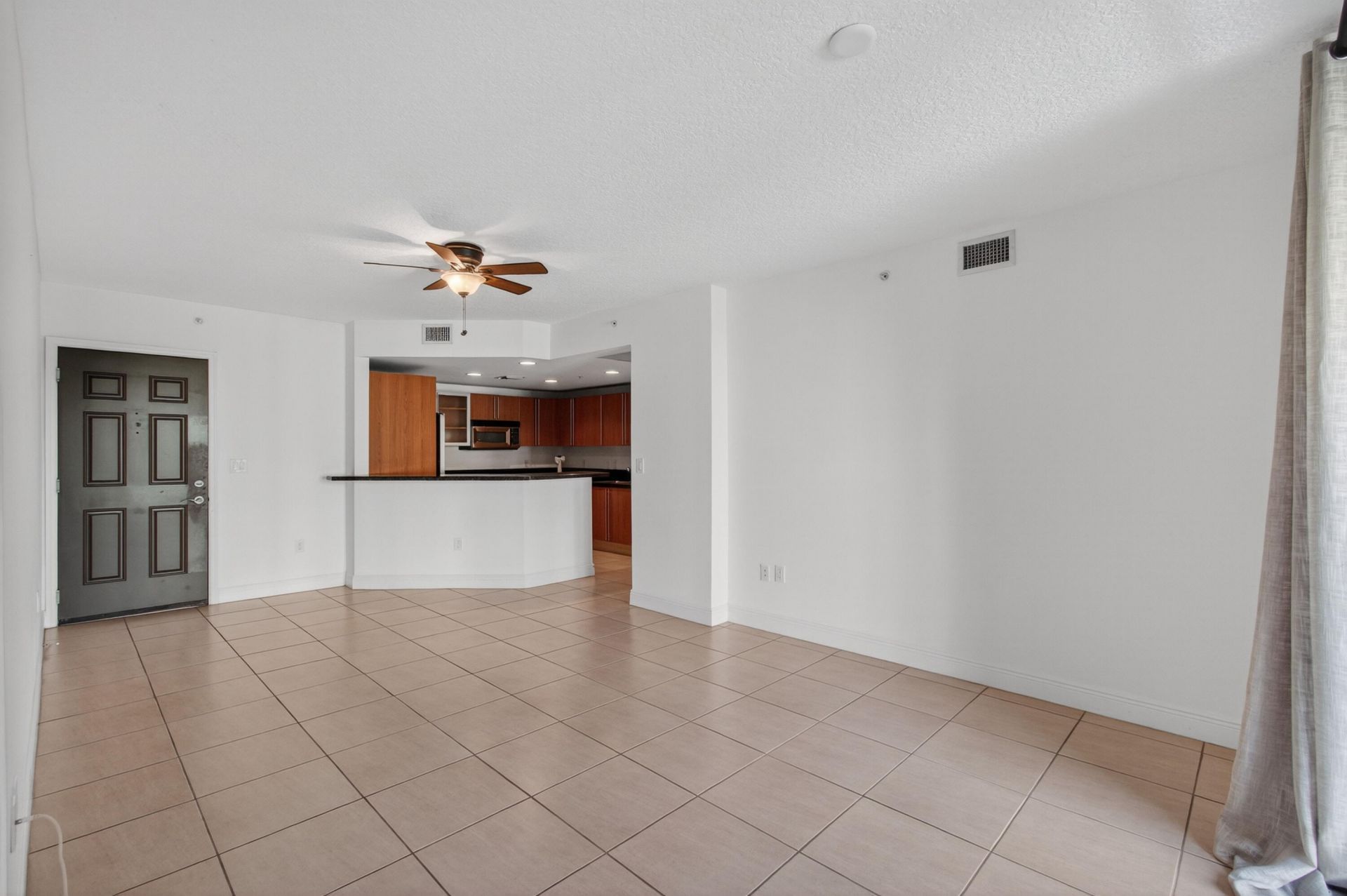 610 Clematis Street, Unit 433, West Palm Beach, FL 33401 Photo