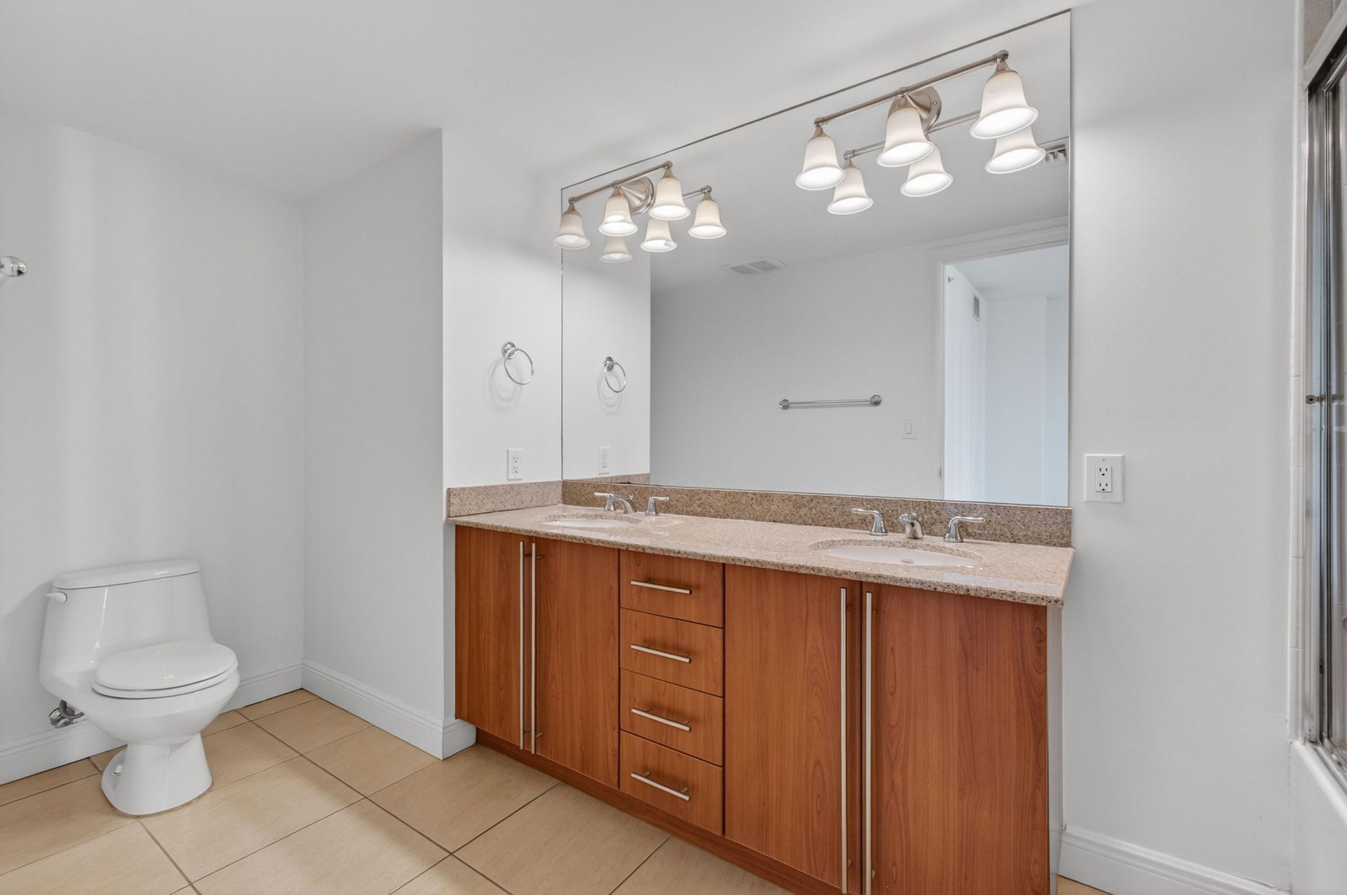 610 Clematis Street, Unit 433, West Palm Beach, FL 33401 Photo