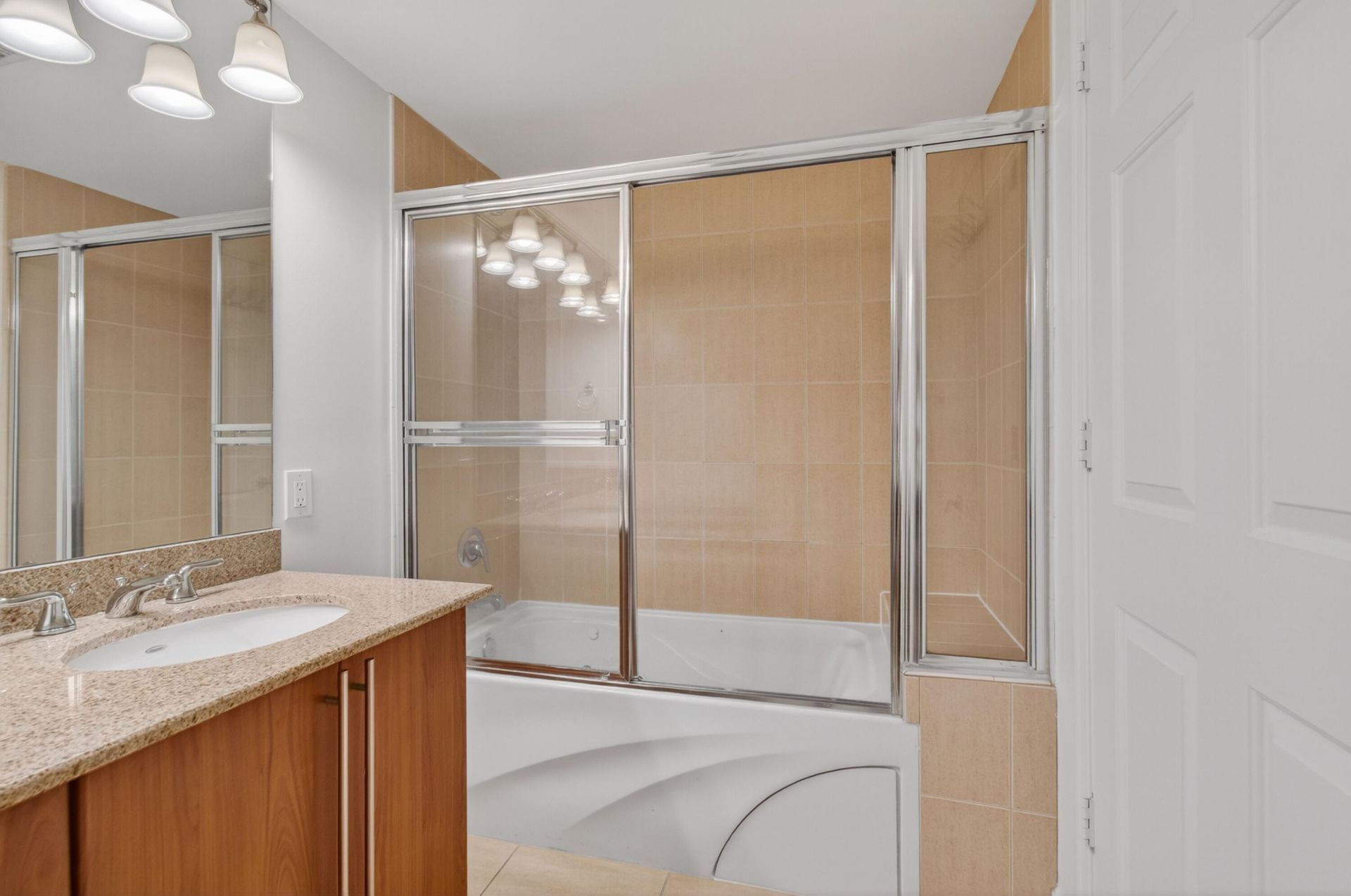 610 Clematis Street, Unit 433, West Palm Beach, FL 33401 Photo