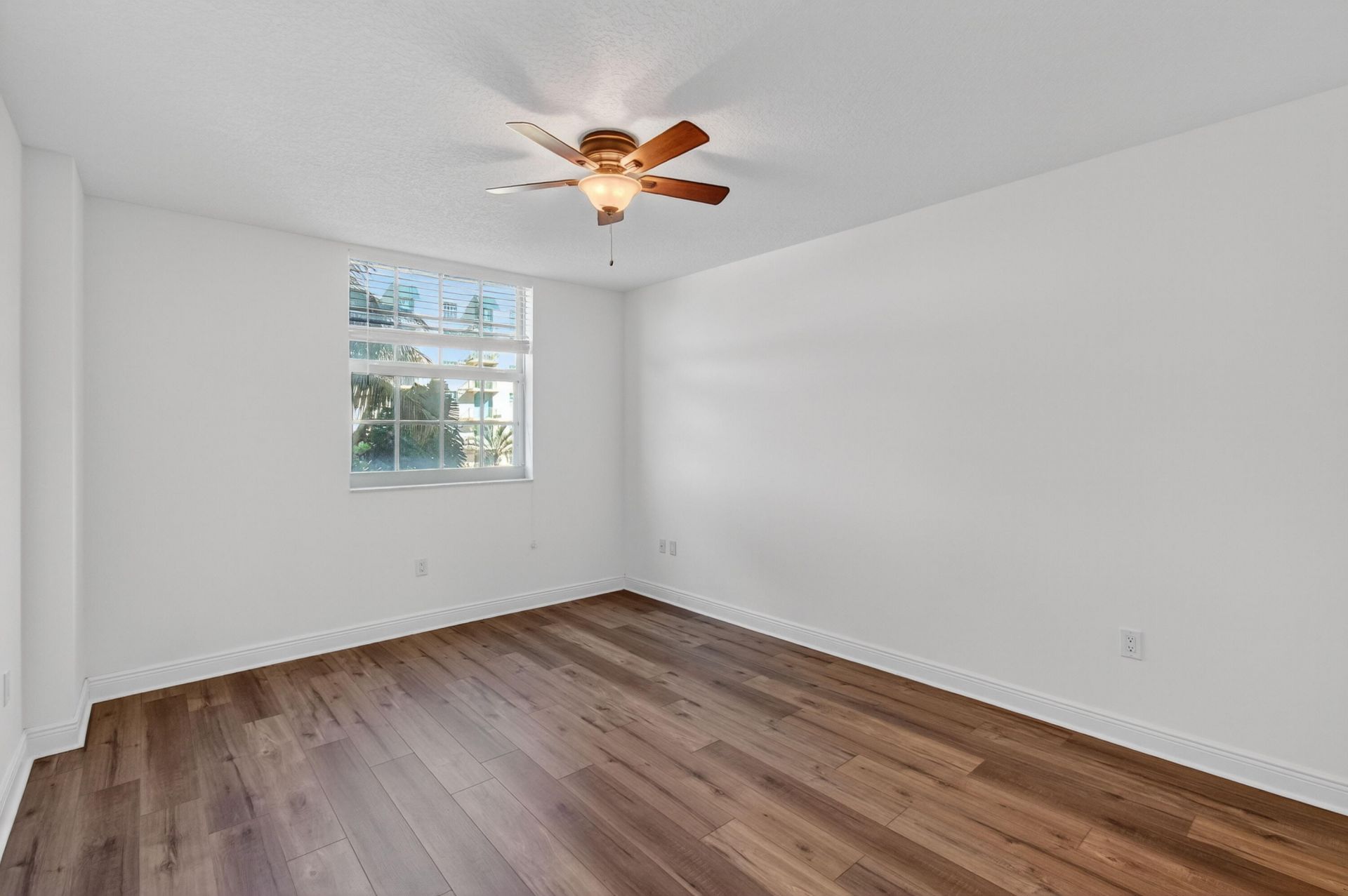 610 Clematis Street, Unit 433, West Palm Beach, FL 33401 Photo