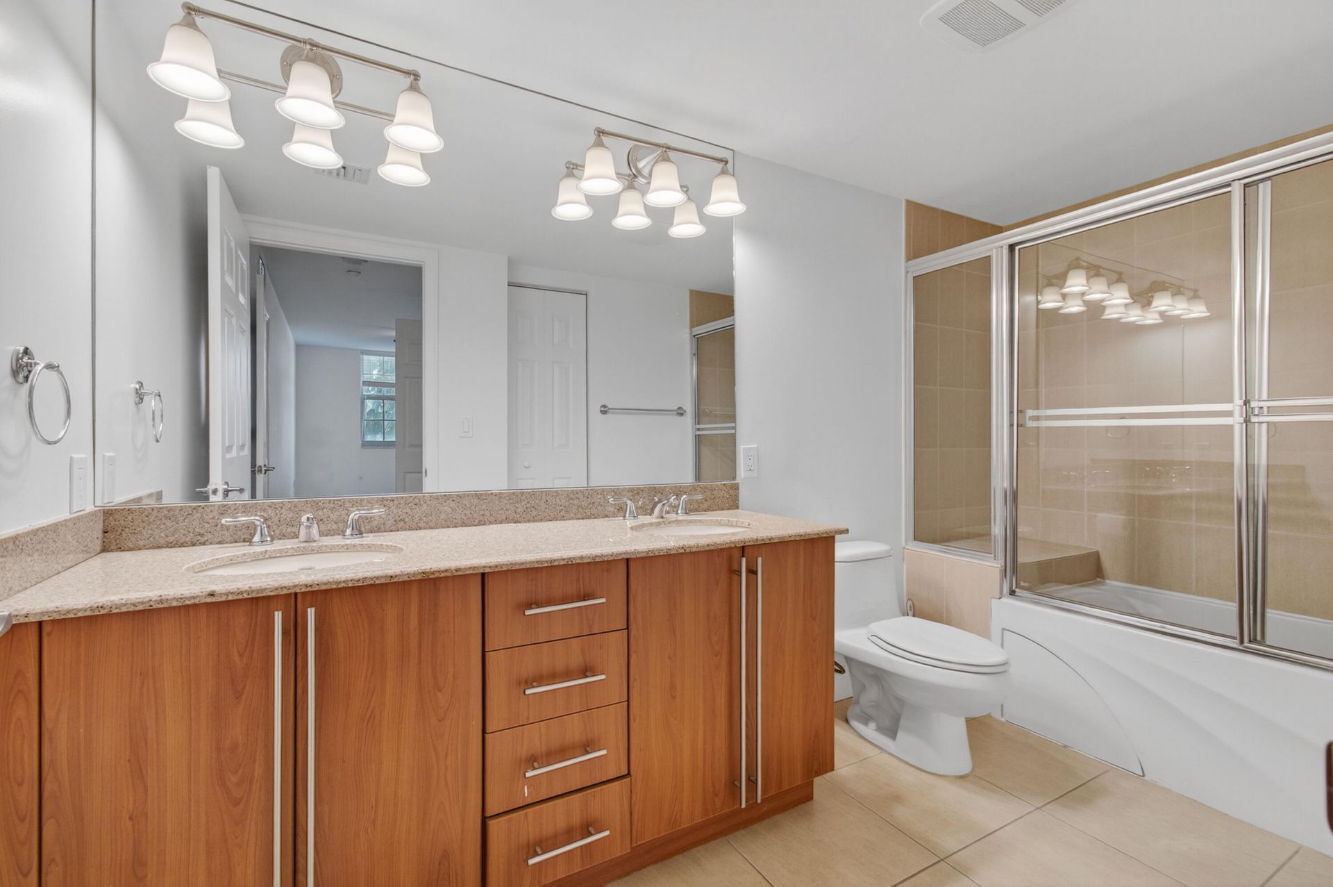 610 Clematis Street, Unit 433, West Palm Beach, FL 33401 Photo