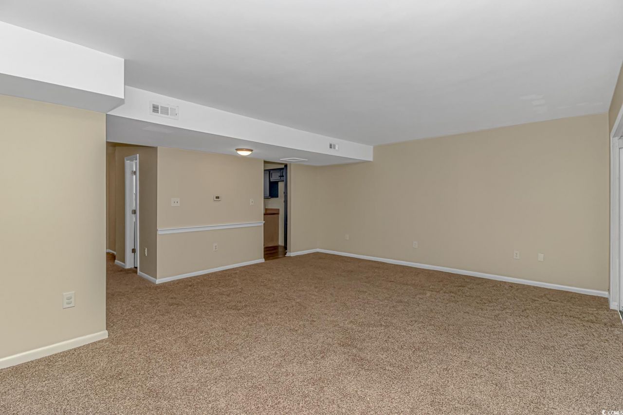 2701 Hillside Dr. S Photo 11