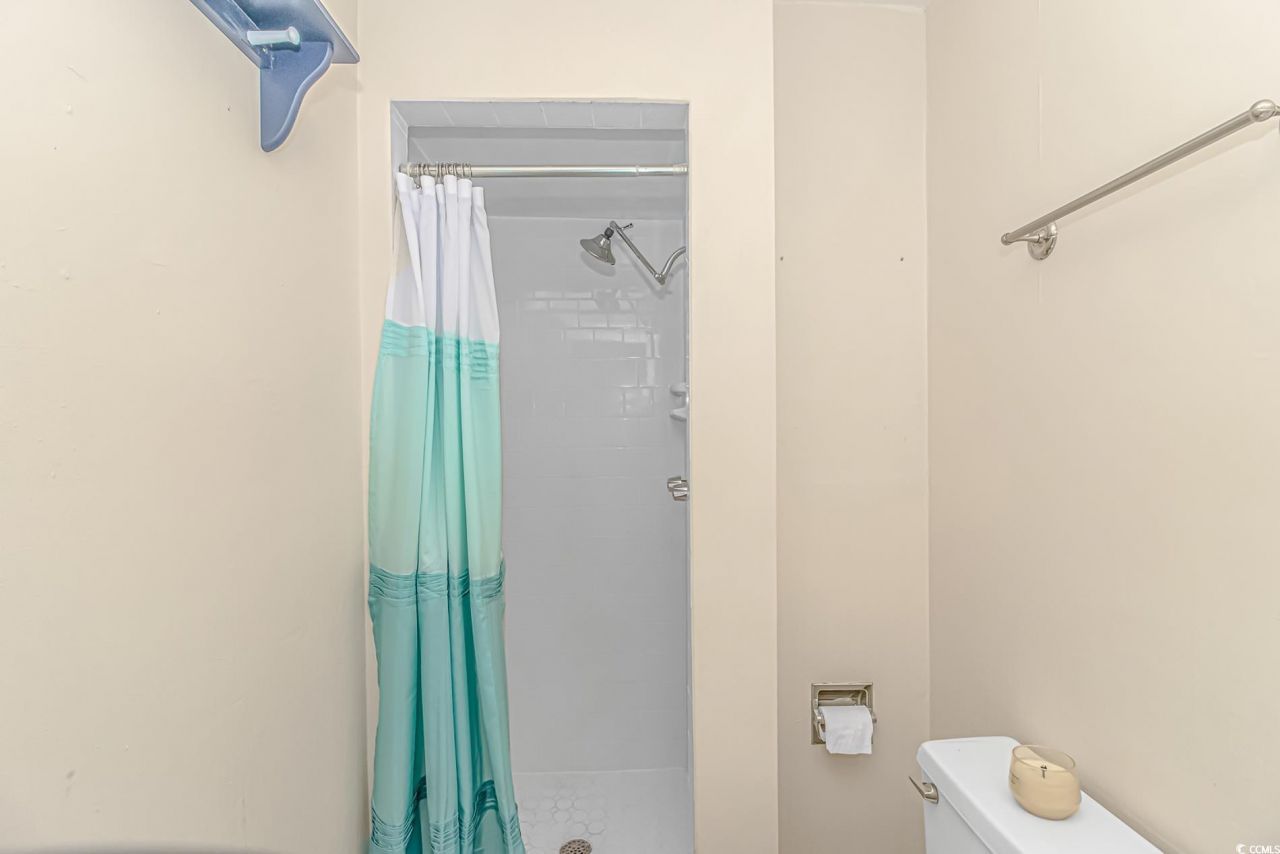 2701 Hillside Dr. S Photo 20