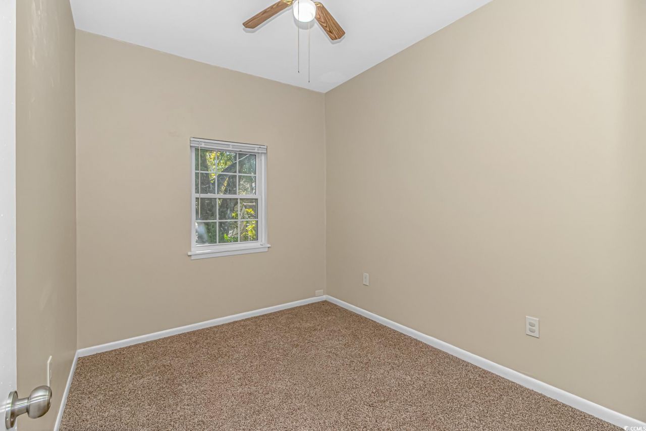 2701 Hillside Dr. S Photo 21