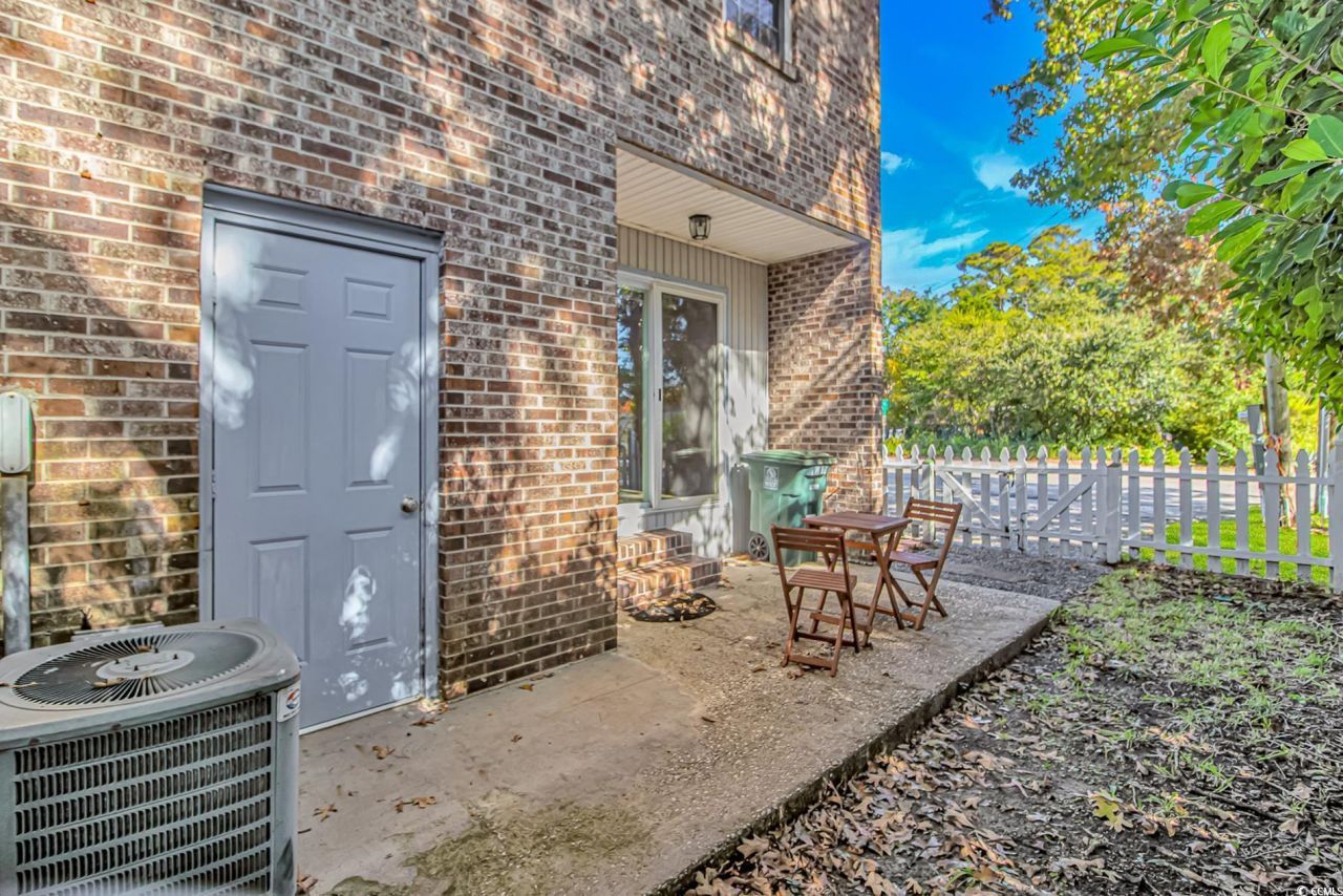 2701 Hillside Dr. S Photo 31