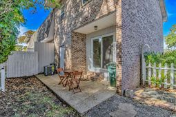 2701 Hillside Dr. S photo 4