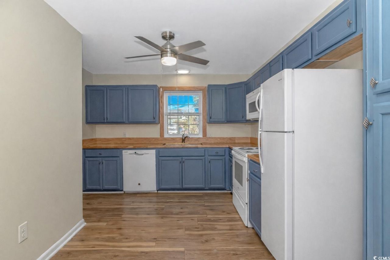 2701 Hillside Dr. S Photo 9