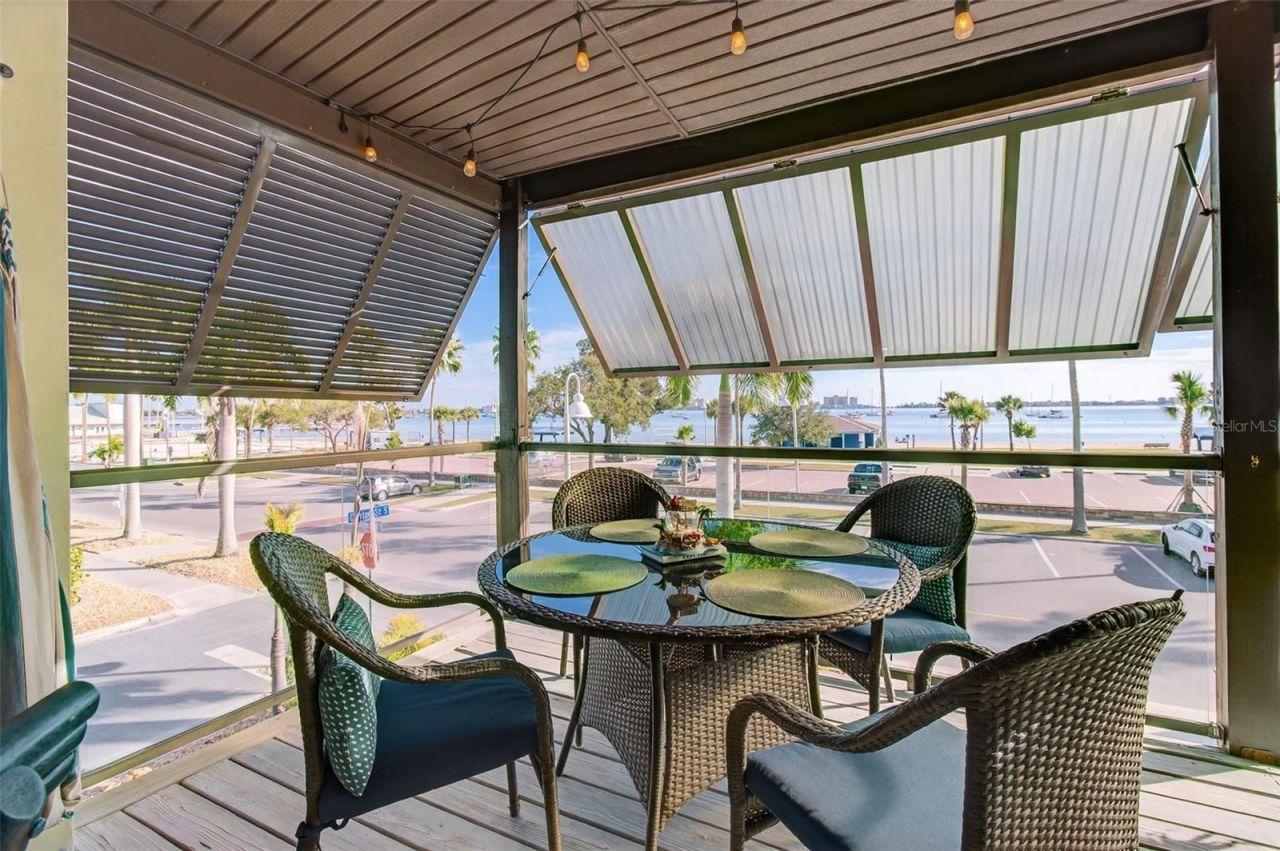 5659 Shore Boulevard S, Gulfport, FL 33707 Photo