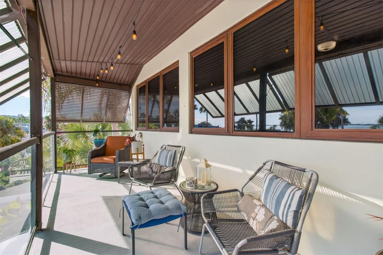 5659 Shore Boulevard S, Gulfport, FL 33707 Photo