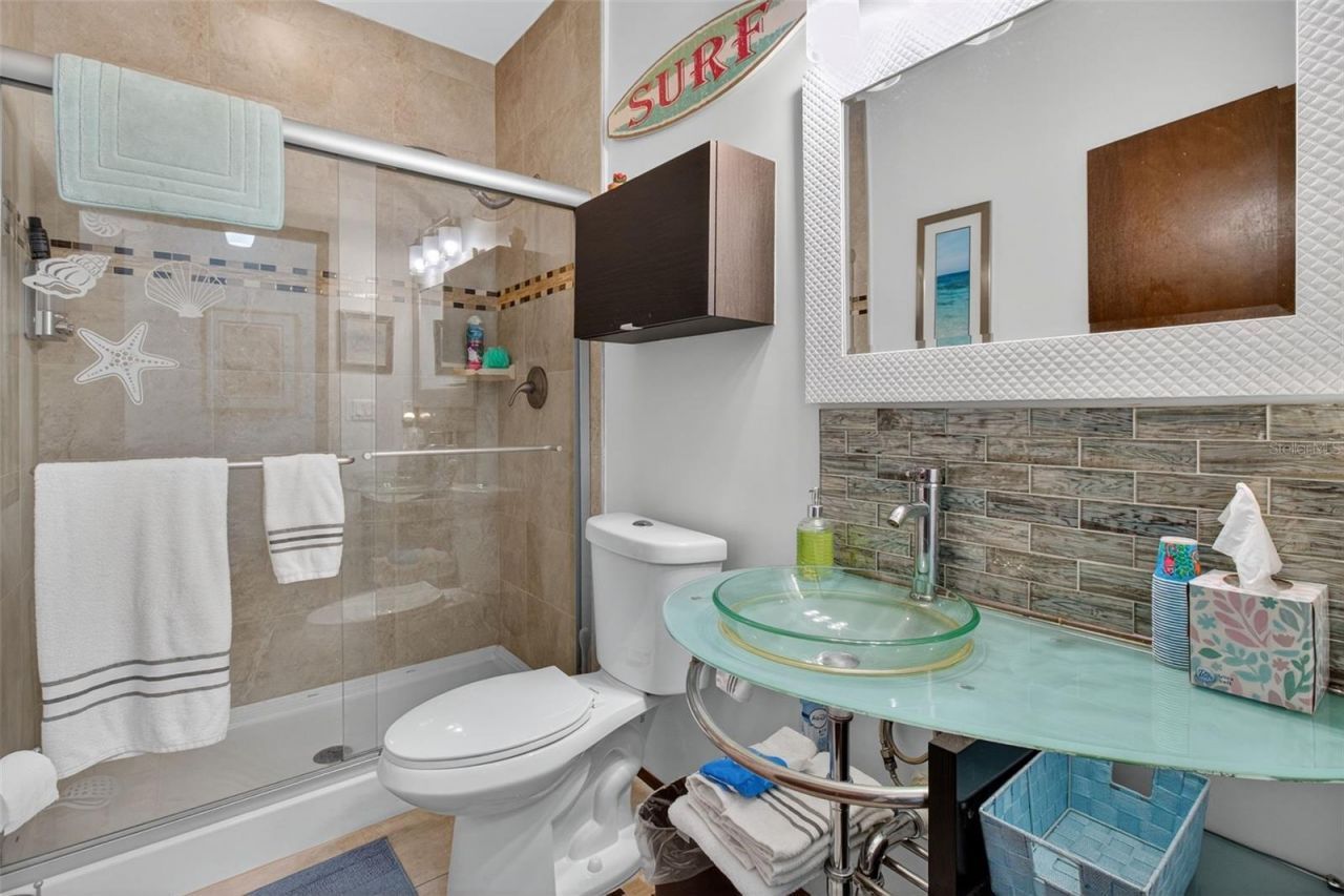 5659 Shore Boulevard S, Gulfport, FL 33707 Photo