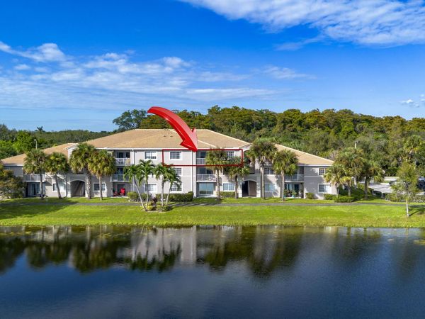 5031 Wiles Road, Unit 304, Coconut Creek, FL 33073