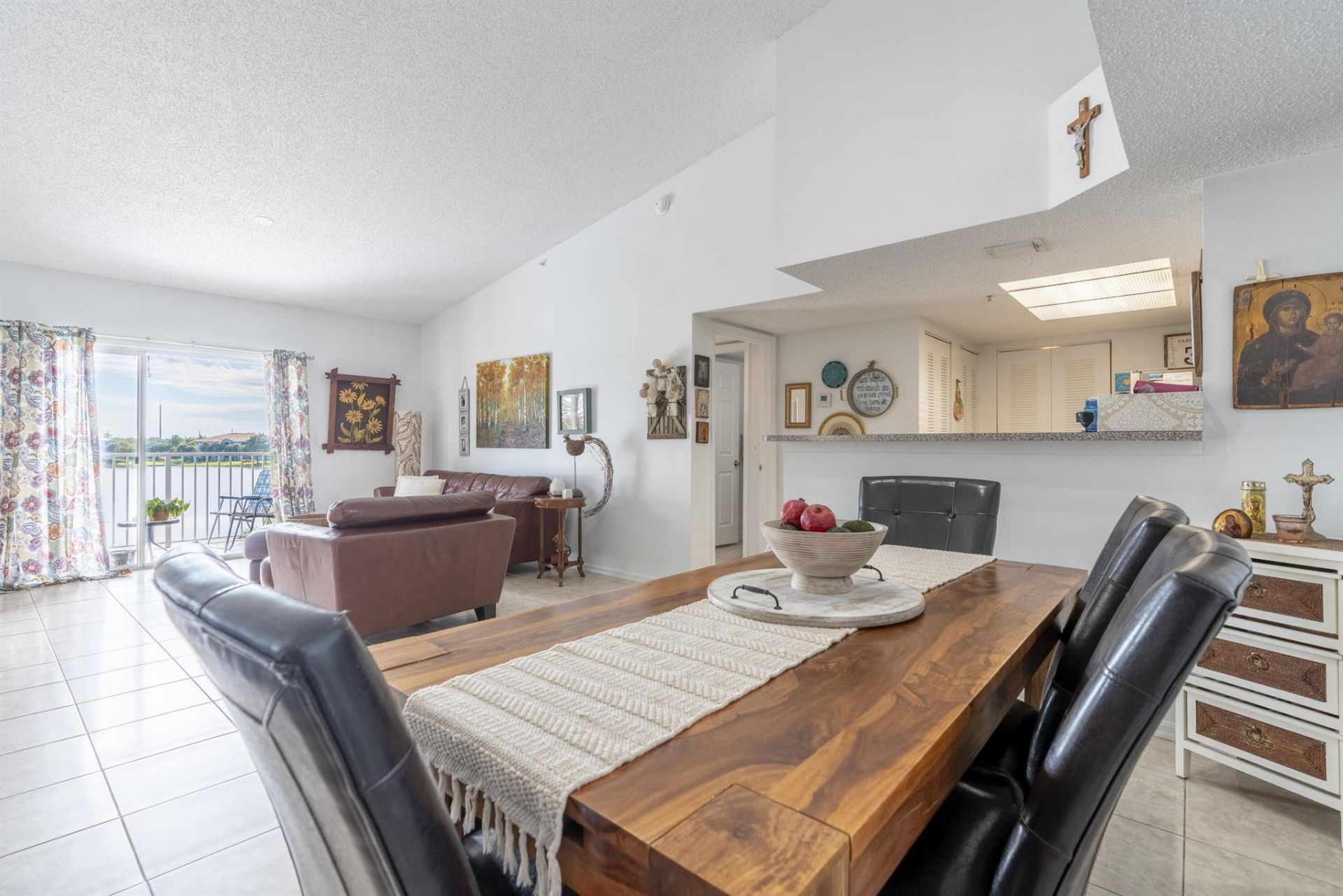 5031 Wiles Road, Unit 304, Coconut Creek, FL 33073 Photo