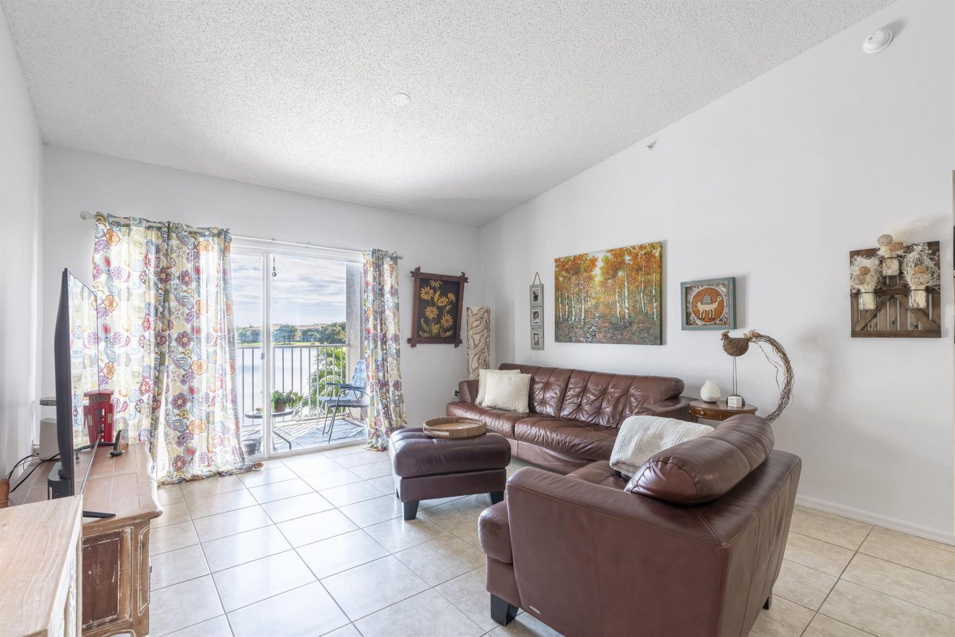 5031 Wiles Road, Unit 304, Coconut Creek, FL 33073 Photo