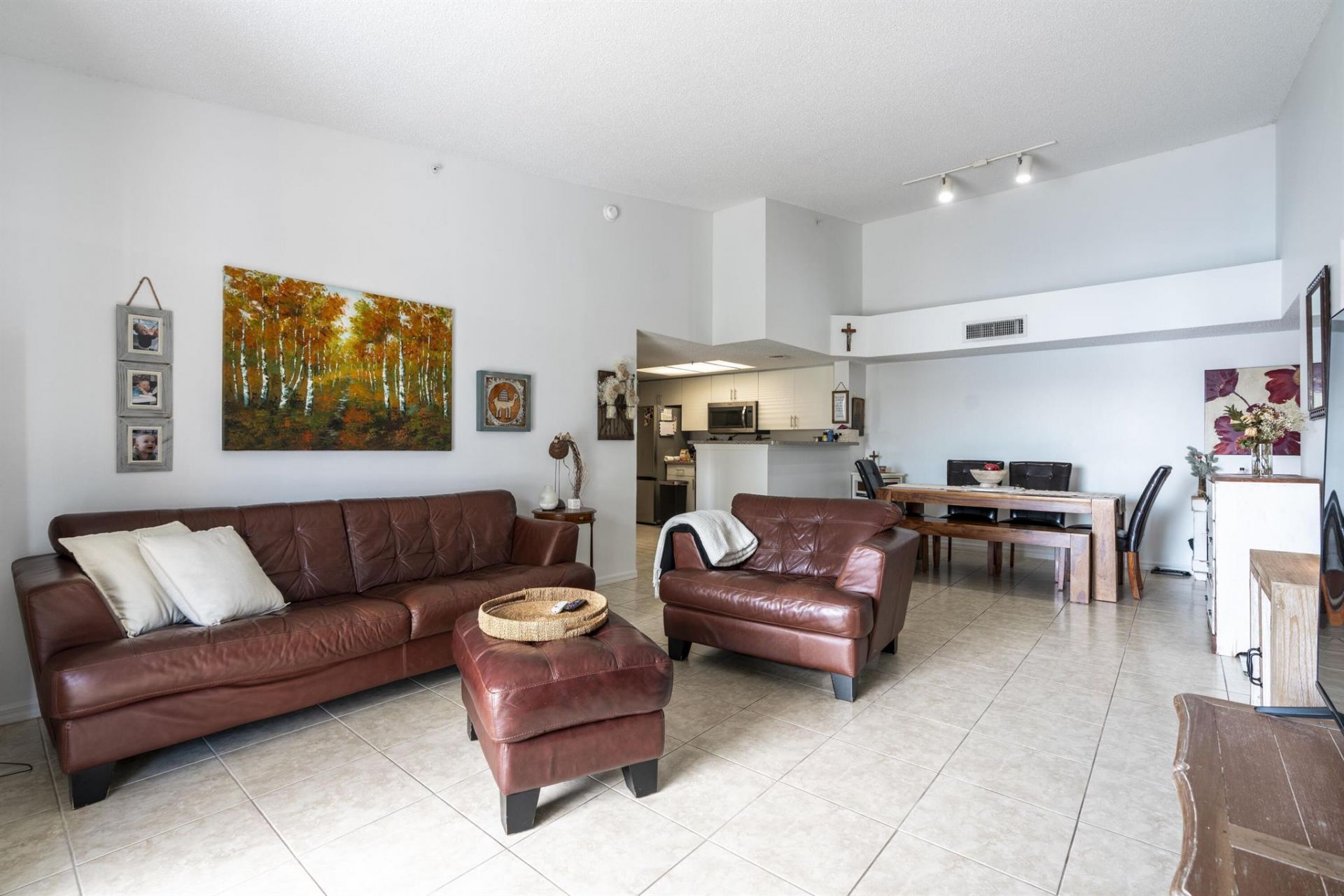 5031 Wiles Road, Unit 304, Coconut Creek, FL 33073 Photo