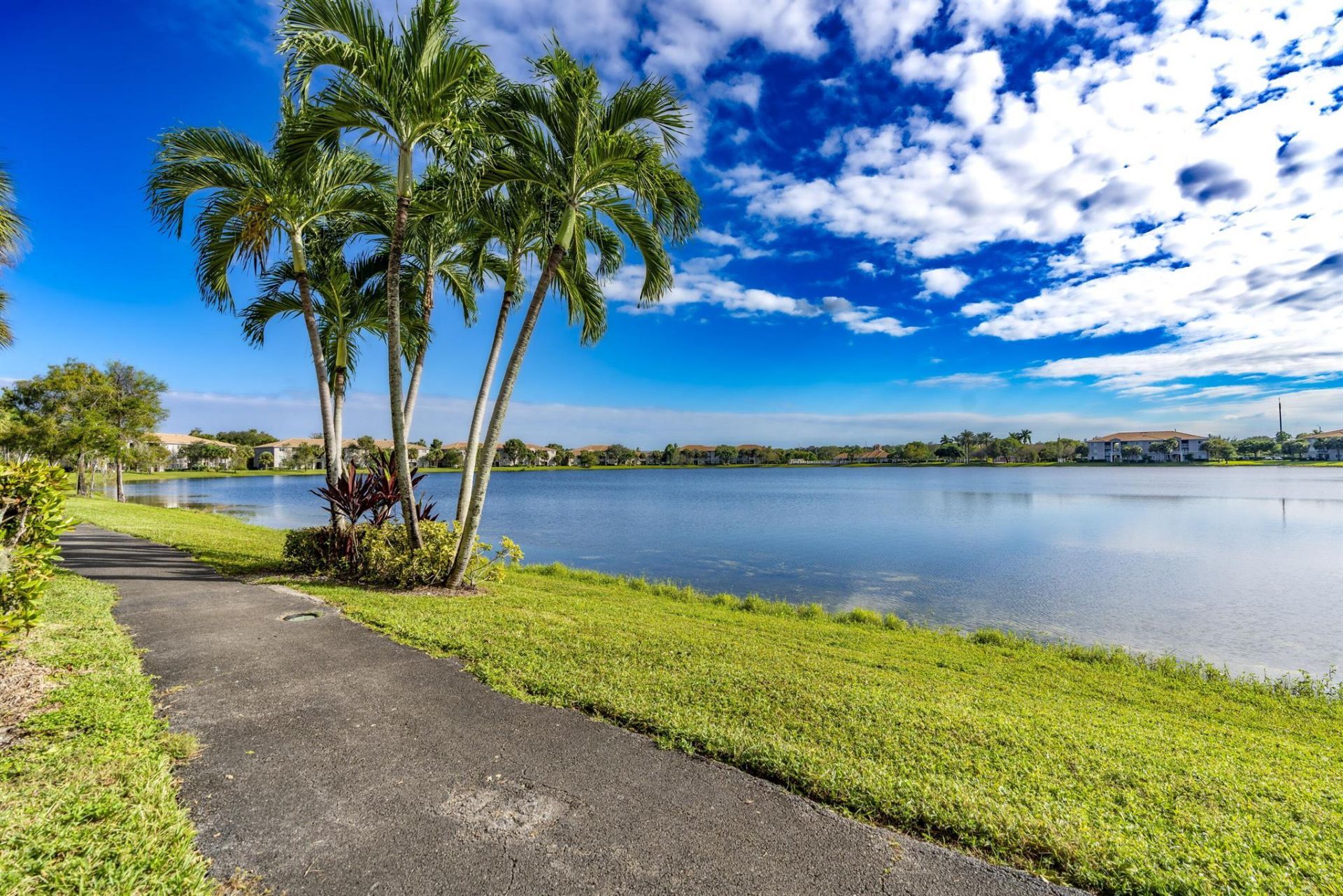 5031 Wiles Road, Unit 304, Coconut Creek, FL 33073 Photo