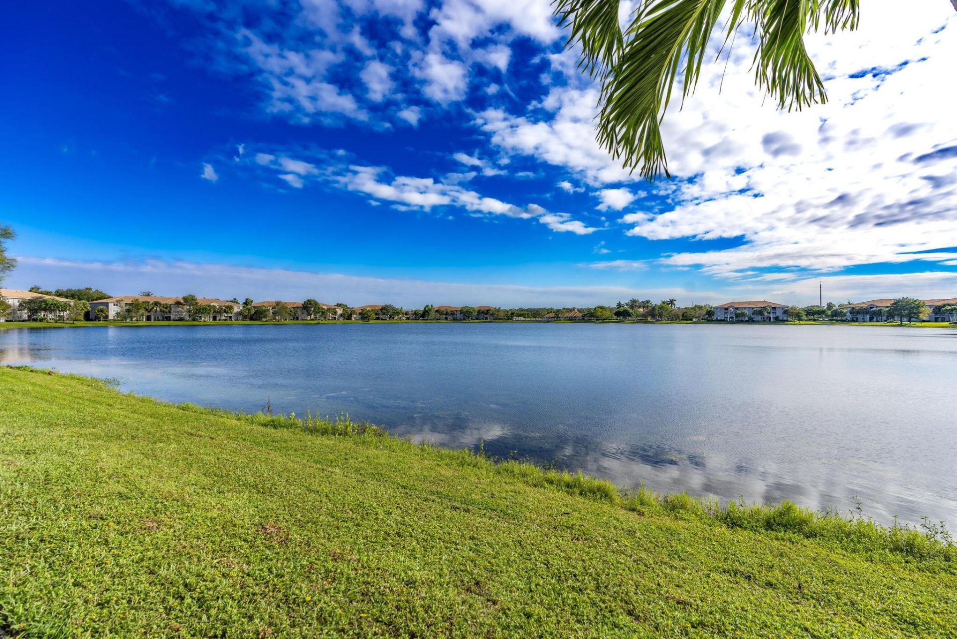 5031 Wiles Road, Unit 304, Coconut Creek, FL 33073 Photo