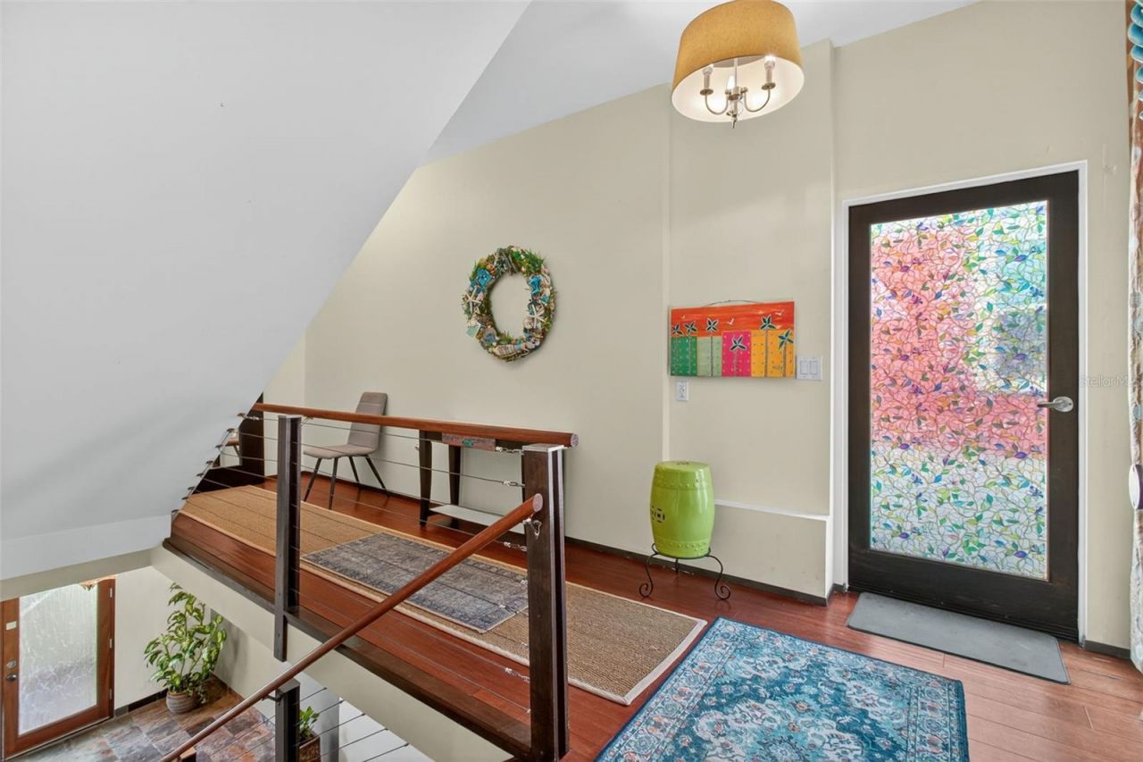 5659 Shore Boulevard S, Gulfport, FL 33707 Photo