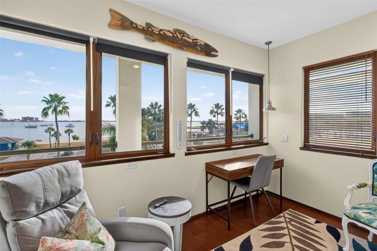 5659 Shore Boulevard S, Gulfport, FL 33707 Photo