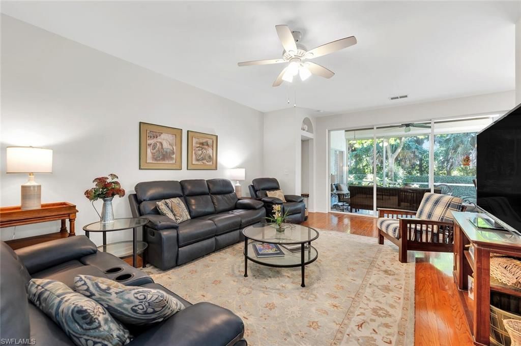 2165 Hawksridge Dr, Unit 1302, Naples, FL 34105 Photo
