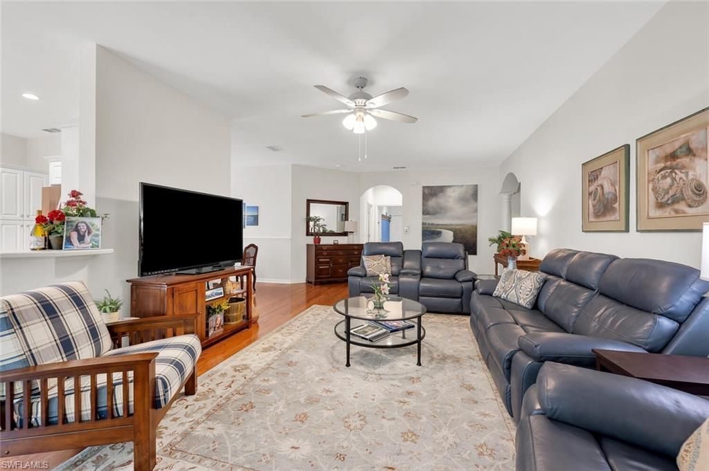 2165 Hawksridge Dr, Unit 1302, Naples, FL 34105 Photo