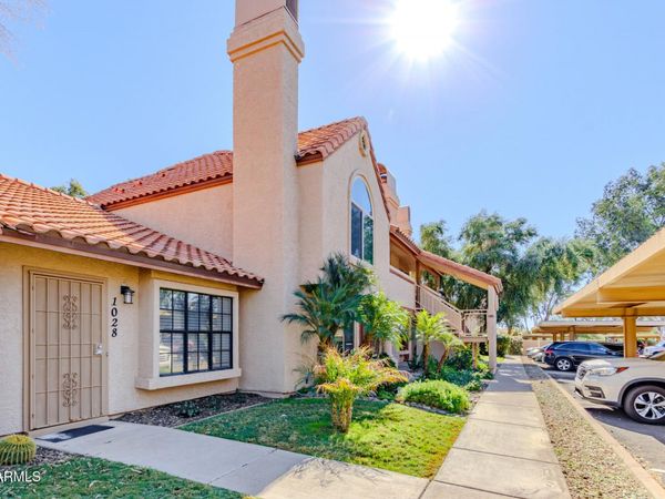 4901 E KELTON Lane, Unit 1025, Scottsdale, AZ 85254