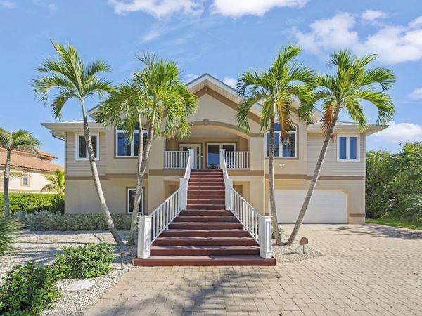 2179 Starfish Ln, Sanibel, FL 33957