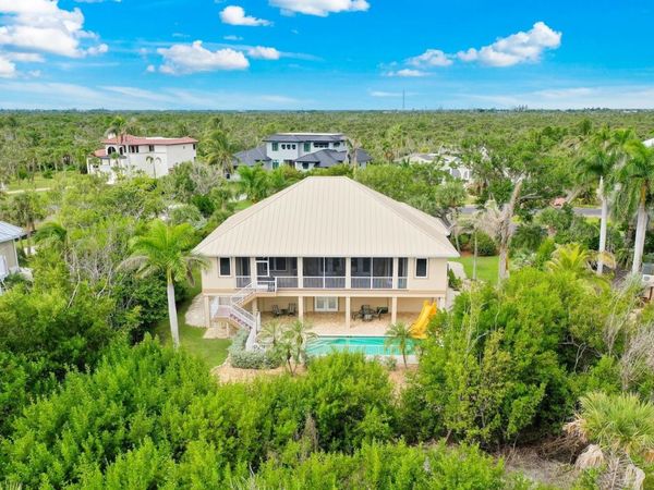 2179 Starfish Ln, Sanibel, FL 33957
