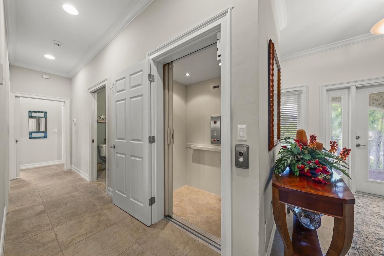 2179 Starfish Ln, Sanibel, FL 33957 Photo