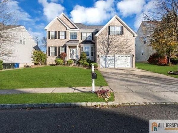 43 Meadow Run Road, Bordentown, NJ 08505
