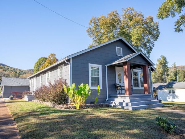 618 Elm Avenue, South Pittsburg, TN 37380