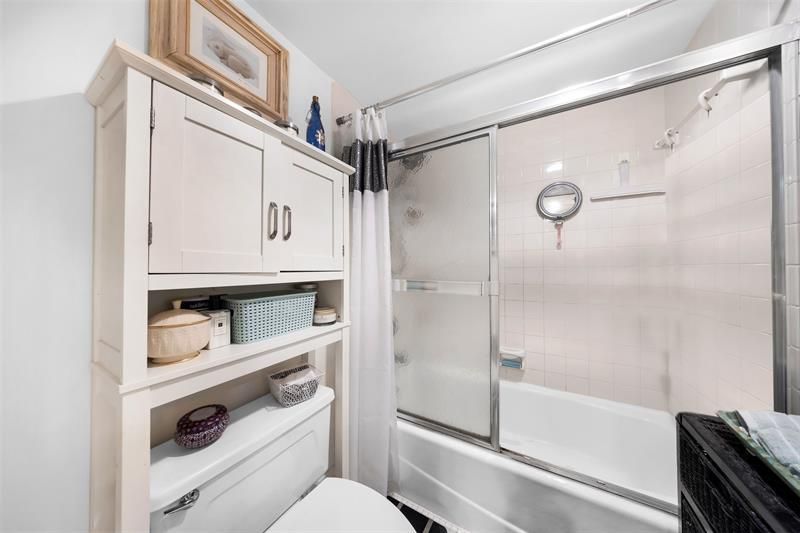 901 Cypress Grove Drive, Unit 203, Pompano Beach, FL 33069 Photo