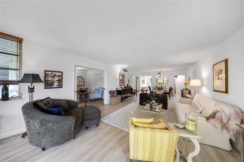 901 Cypress Grove Drive, Unit 203, Pompano Beach, FL 33069 Photo