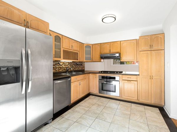 6742 N Monticello Avenue N, Lincolnwood, IL 60712