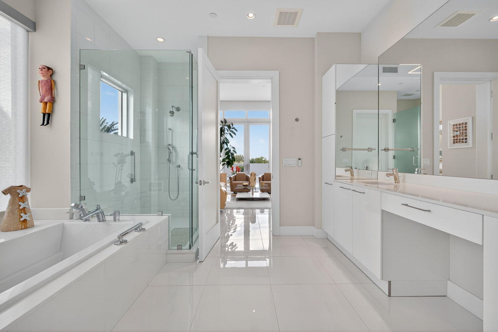 2 Water Club Way, Unit 301, North Palm Beach, FL 33408 Photo