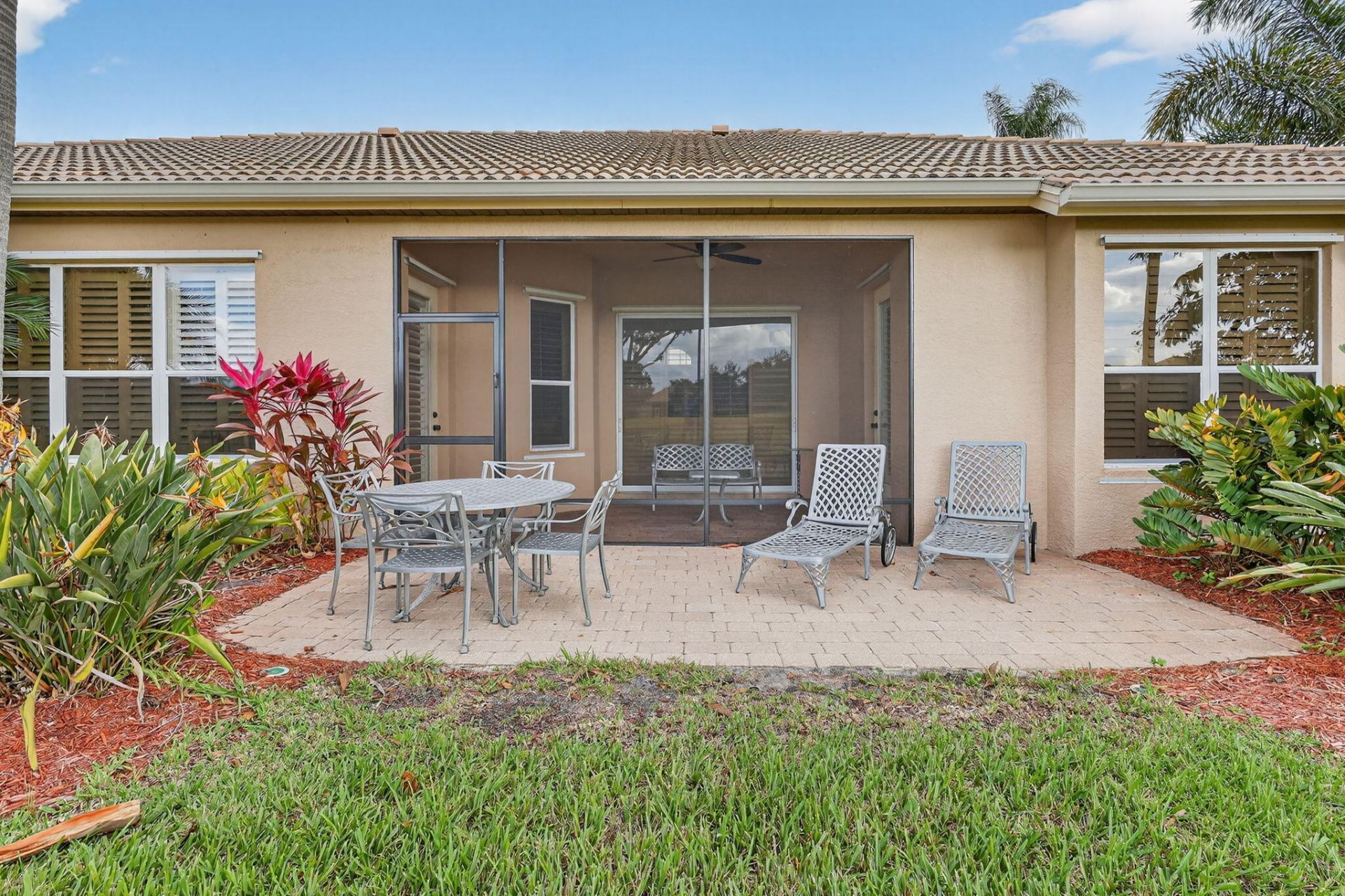 424 NW Dover Court, Port Saint Lucie, FL 34983 Photo