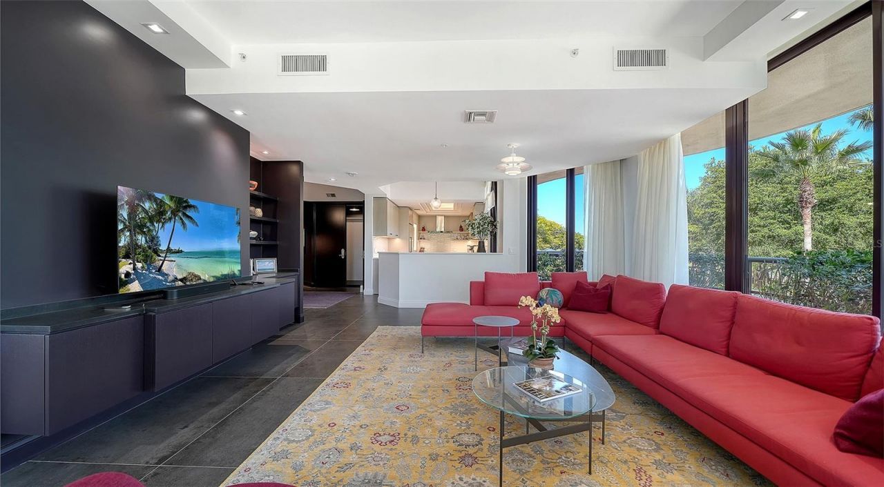 415 L Ambiance Drive, Unit B202, Longboat Key, FL 34228 Photo