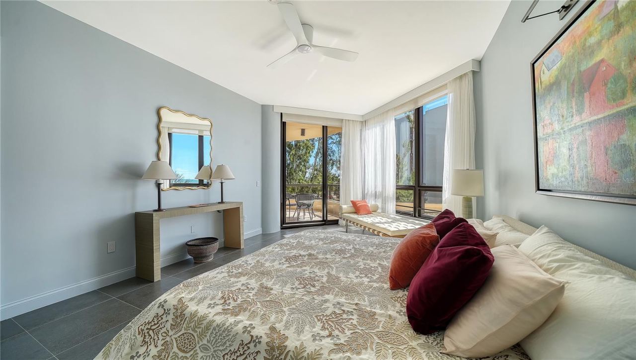 415 L Ambiance Drive, Unit B202, Longboat Key, FL 34228 Photo