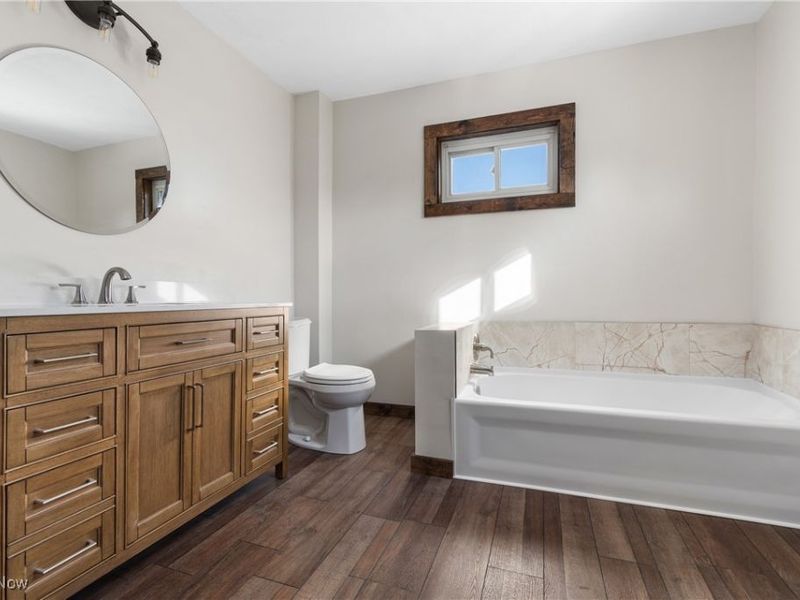 4034 Broadway Avenue NE, Louisville, OH 44641 Photo 19