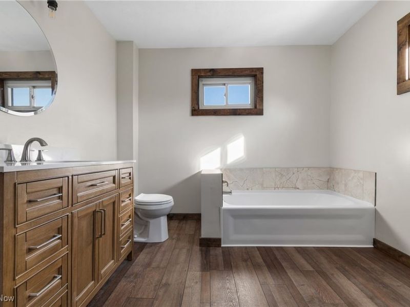 4034 Broadway Avenue NE, Louisville, OH 44641 Photo 20