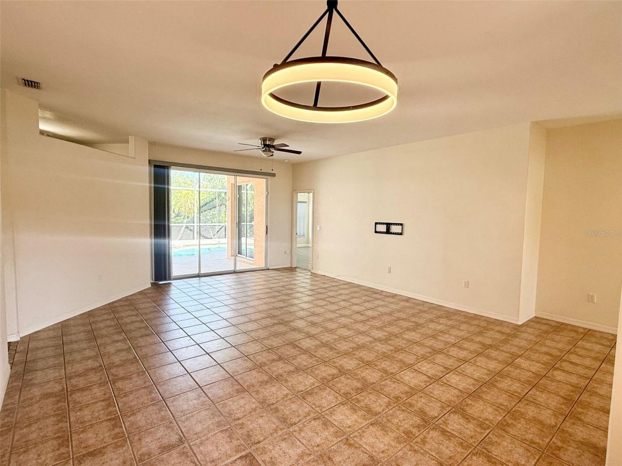 7157 42nd Court E, Sarasota, FL 34243 Photo