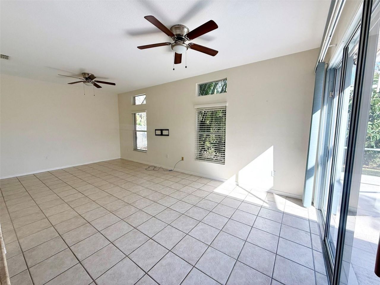 7157 42nd Court E, Sarasota, FL 34243 Photo