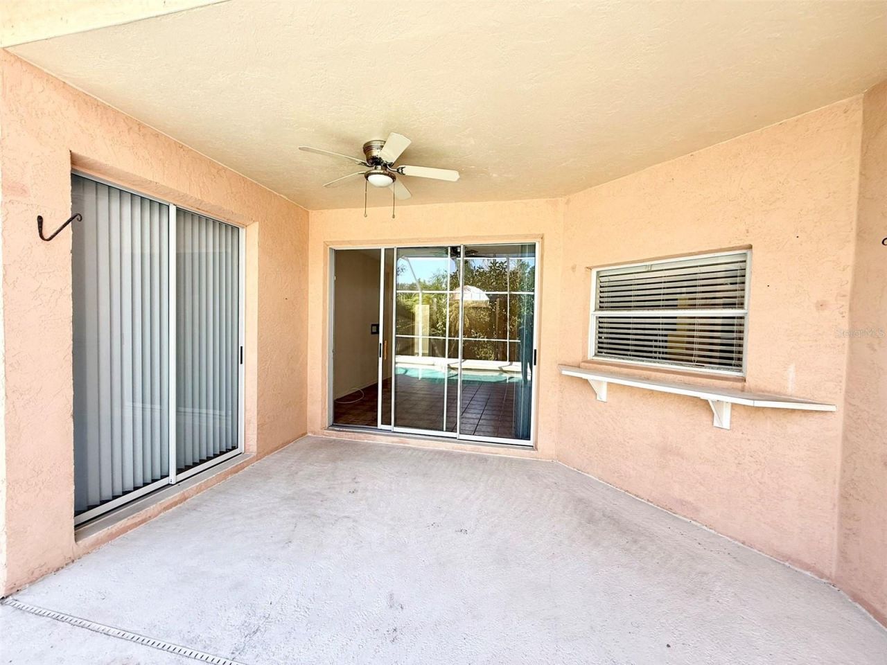 7157 42nd Court E, Sarasota, FL 34243 Photo