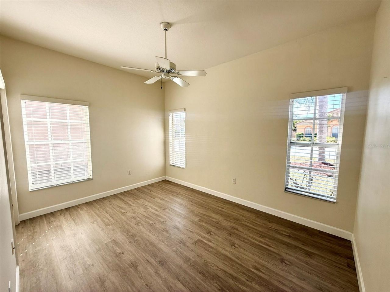 7157 42nd Court E, Sarasota, FL 34243 Photo