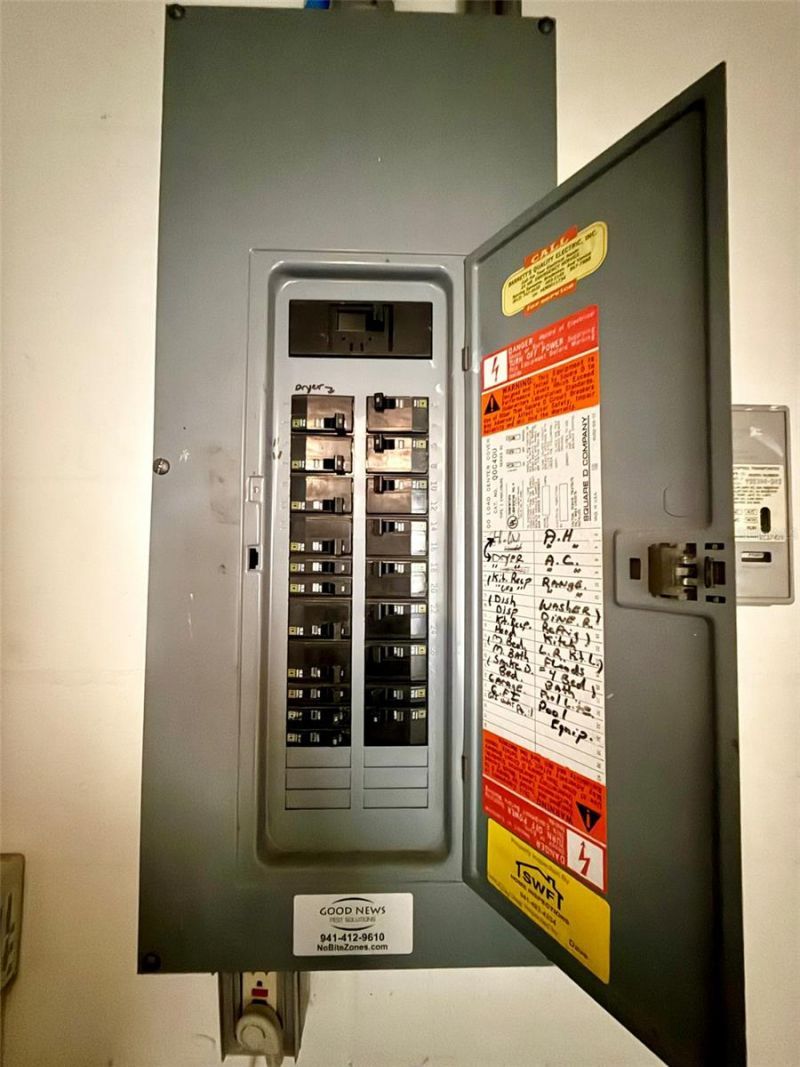 7157 42nd Court E, Sarasota, FL 34243 Photo