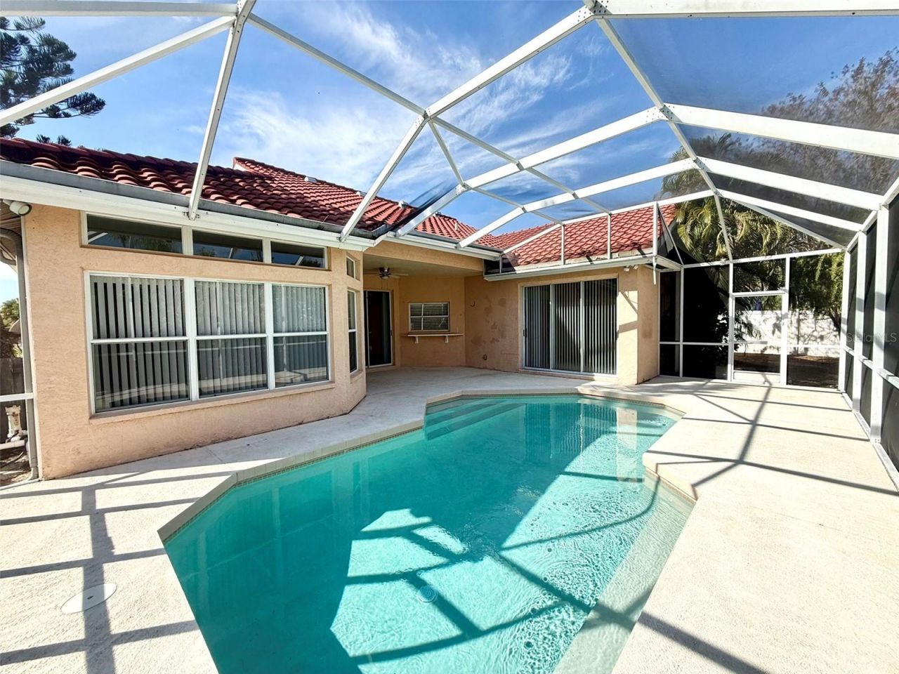 7157 42nd Court E, Sarasota, FL 34243 Photo