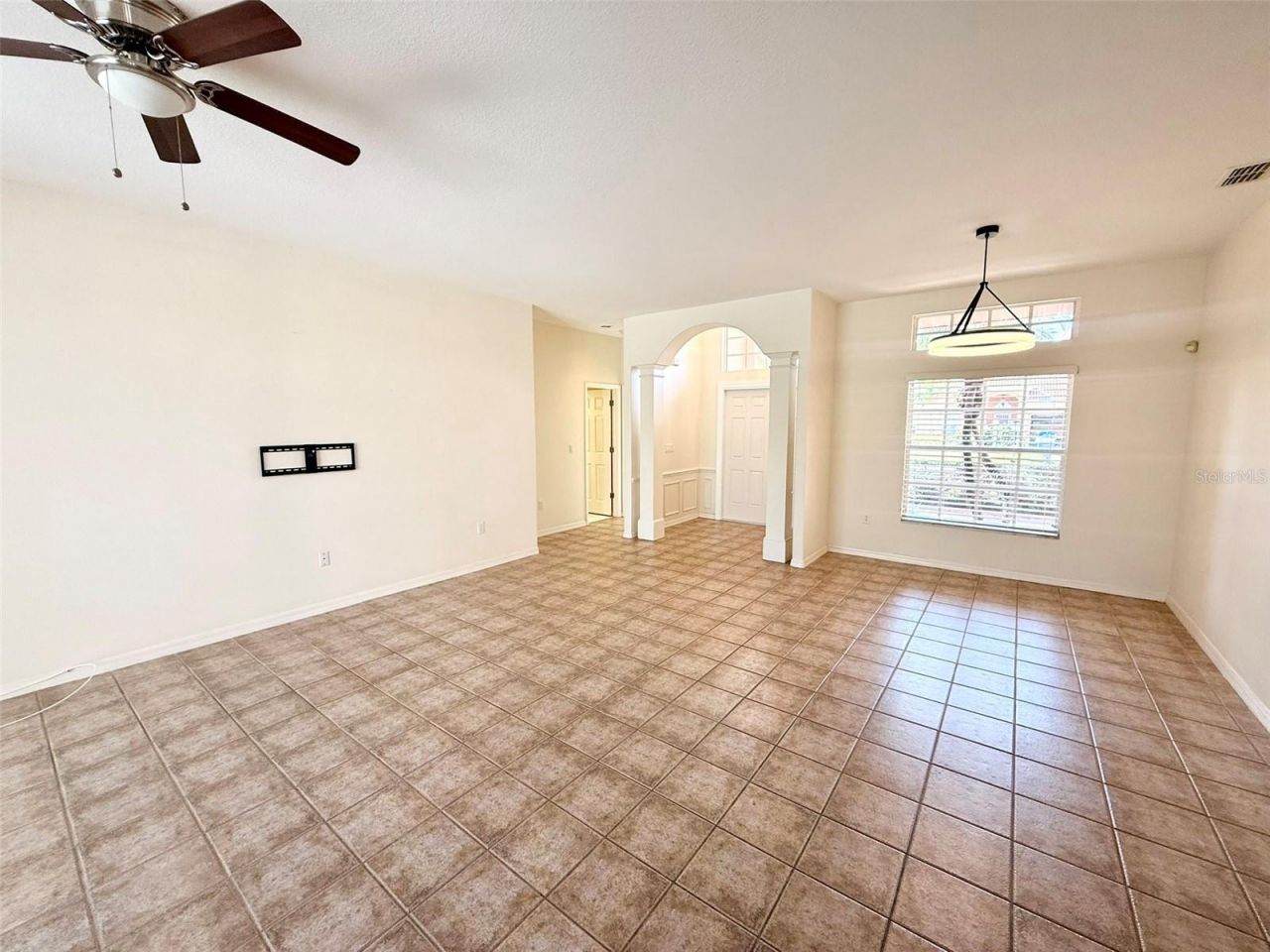 7157 42nd Court E, Sarasota, FL 34243 Photo