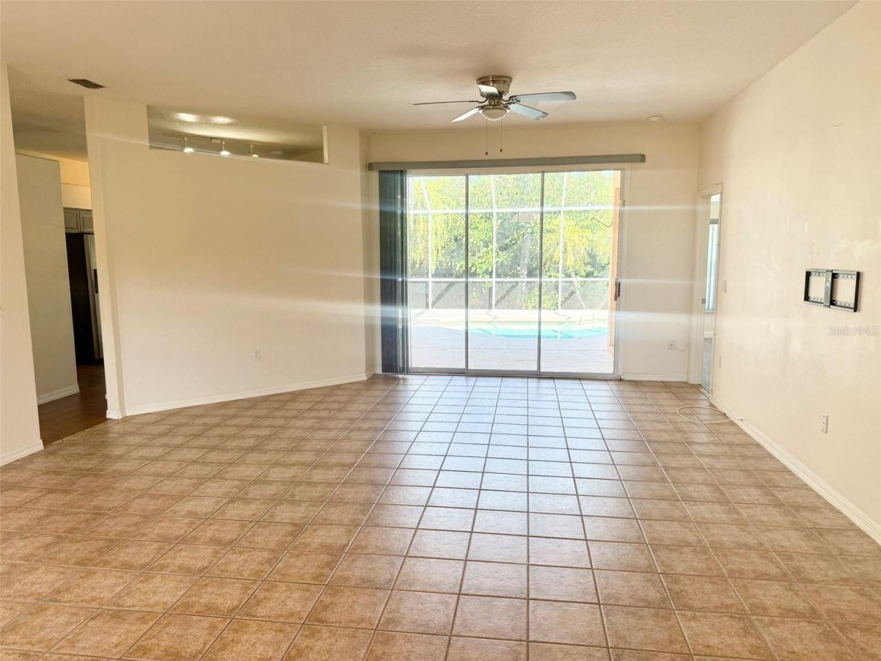 7157 42nd Court E, Sarasota, FL 34243 Photo